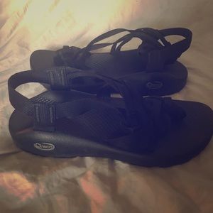 Woman’s size 9 chacos